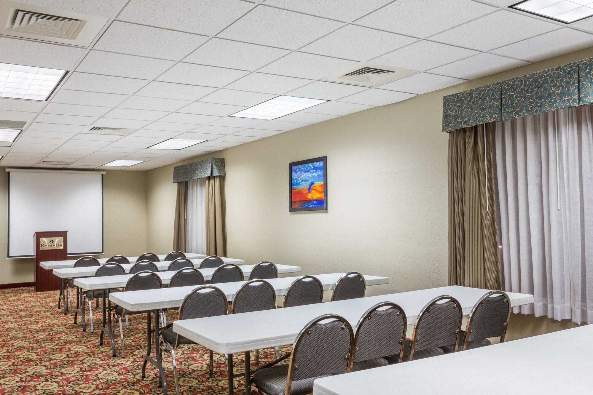 Quality Inn Zephyrhills-Dade City Ngoại thất bức ảnh