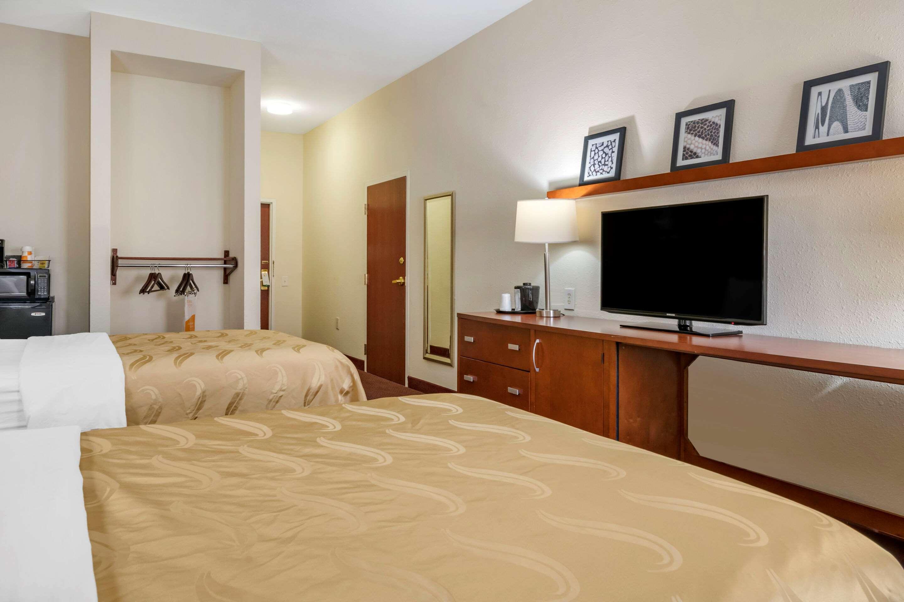 Quality Inn Zephyrhills-Dade City Ngoại thất bức ảnh