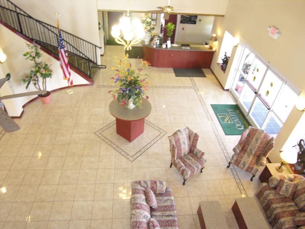 Quality Inn Zephyrhills-Dade City Ngoại thất bức ảnh